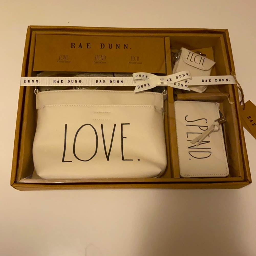 RAE DUNN SET
